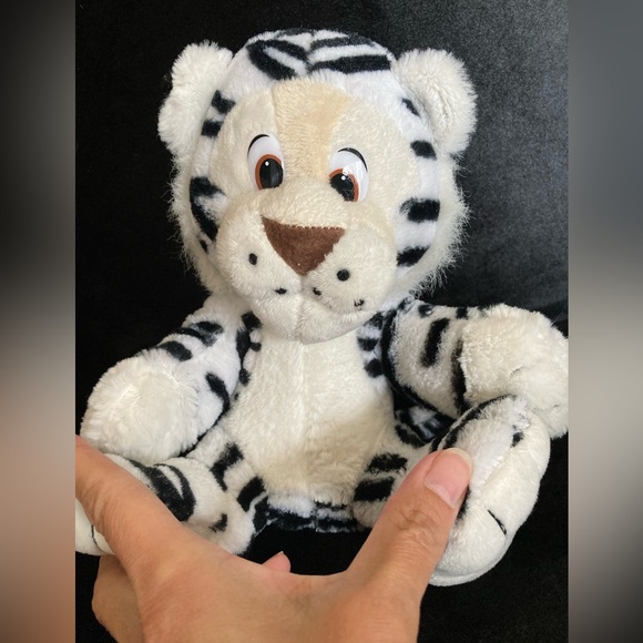 Ganz white tiger plush toy - Picture 4 of 4